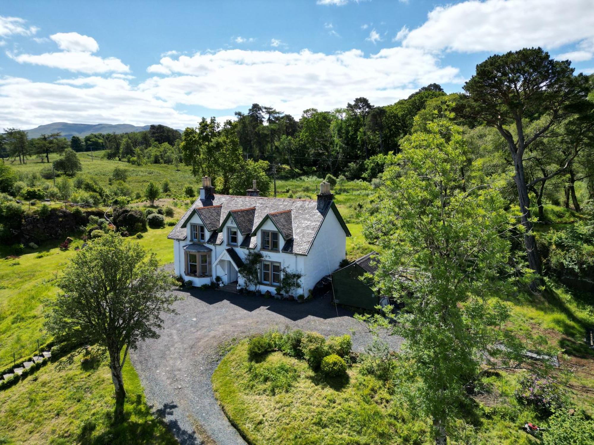 Glenaros Lodge Salen  Extérieur photo